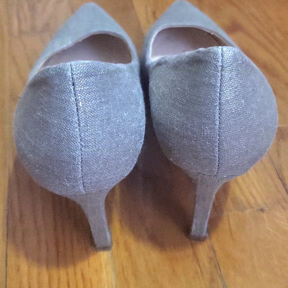 Nine West Gold Linen- Like Fabric Heels with Sophisticated Metallic Finish - Picture 4 of 11